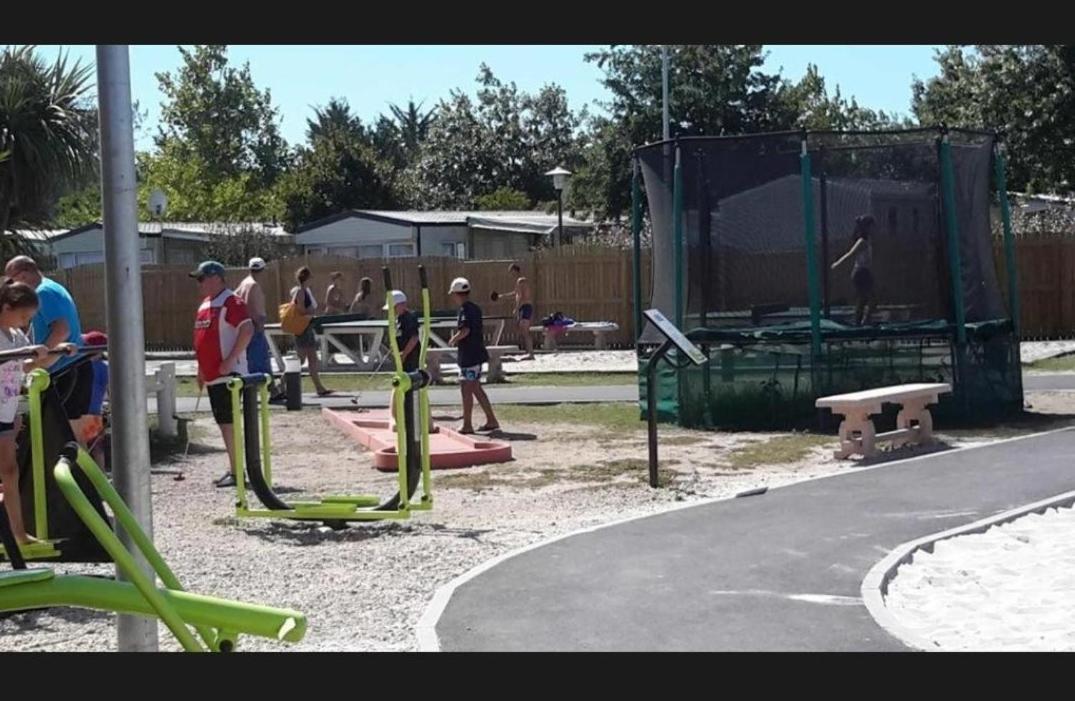 Mobil Home 43 Dans Camping 4 Etoiles Gastes Zewnętrze zdjęcie